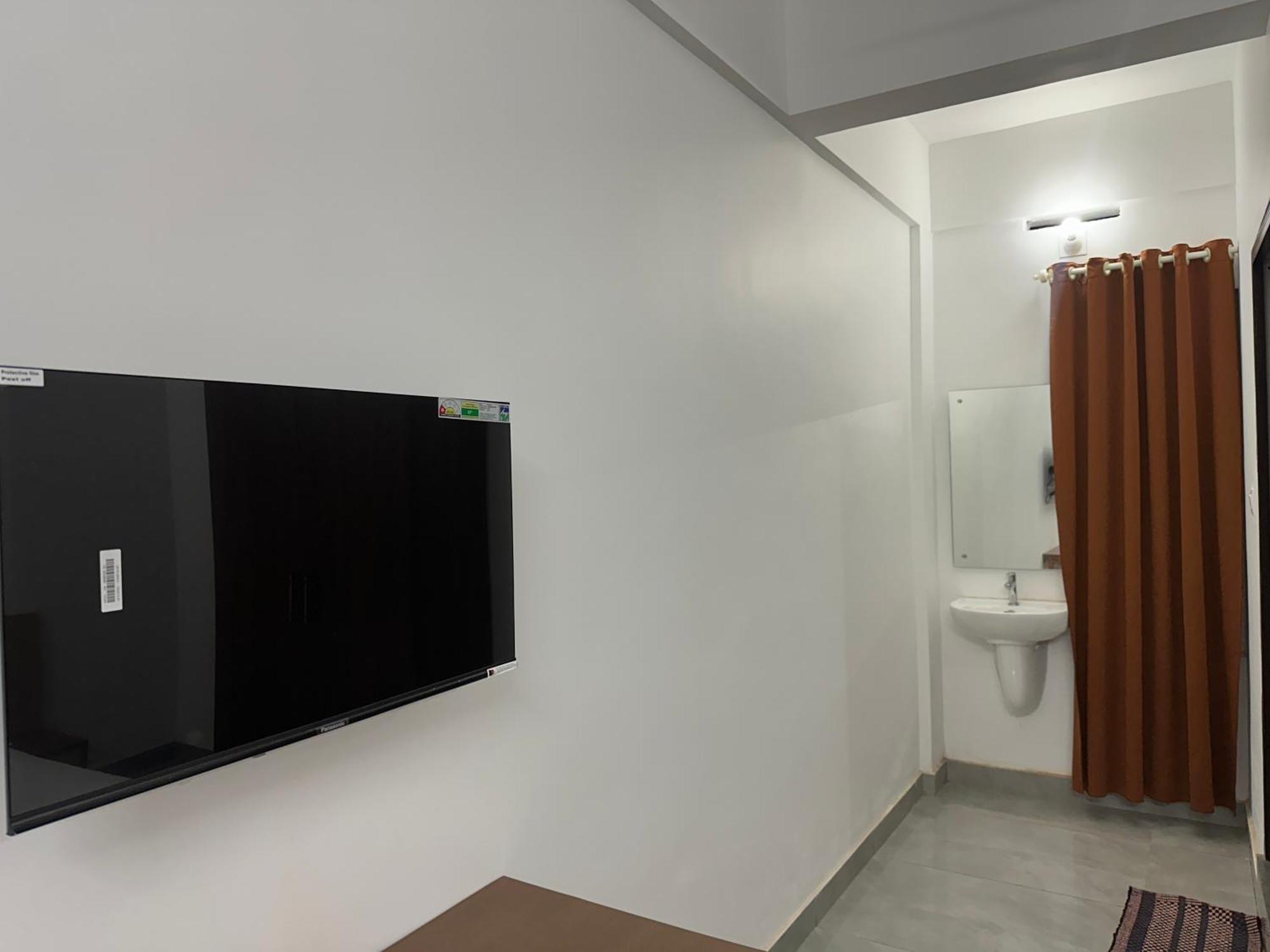 Hotel Jayalakshmi Residency à Vaduvanchal Extérieur photo