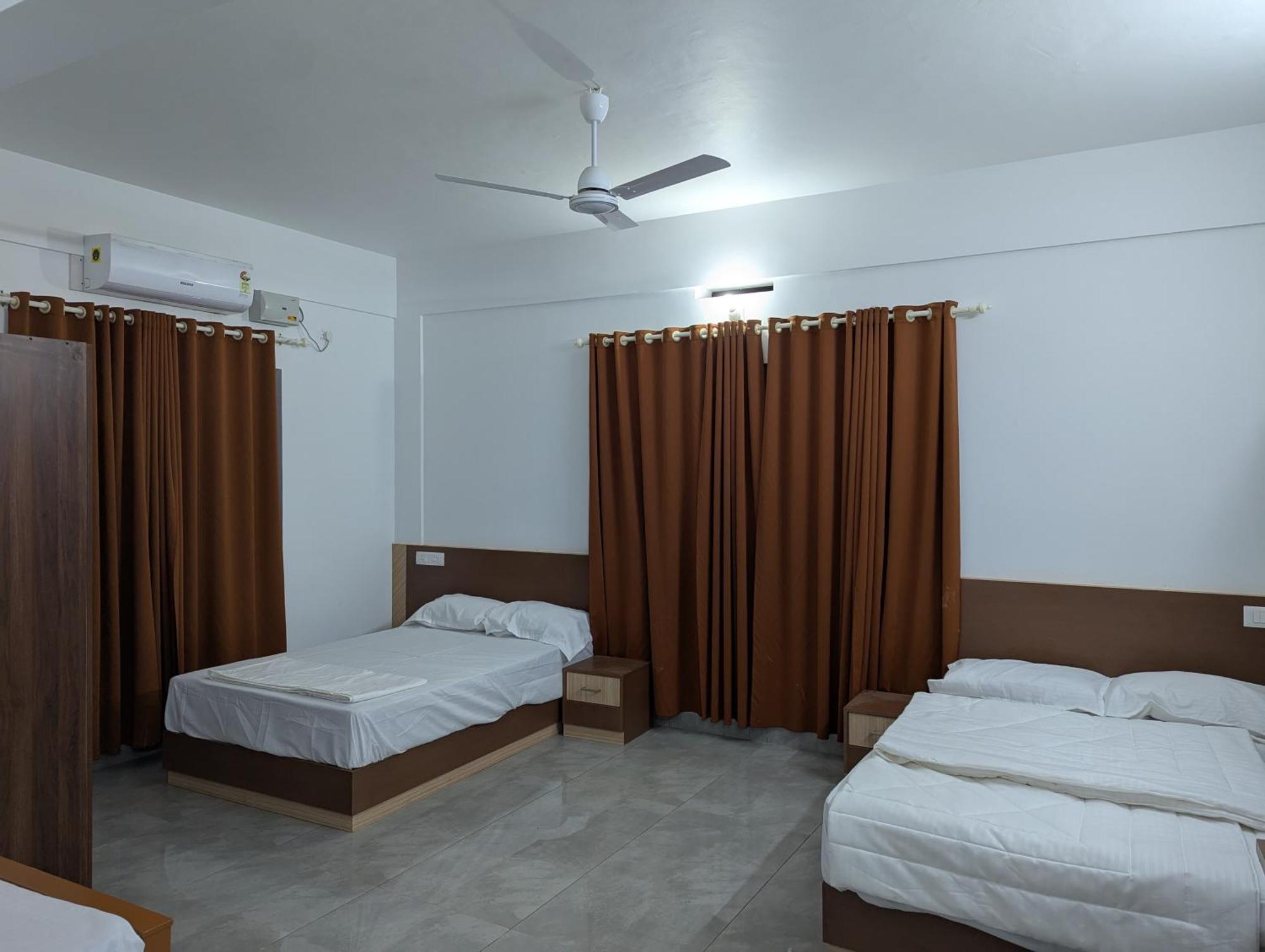 Hotel Jayalakshmi Residency à Vaduvanchal Extérieur photo