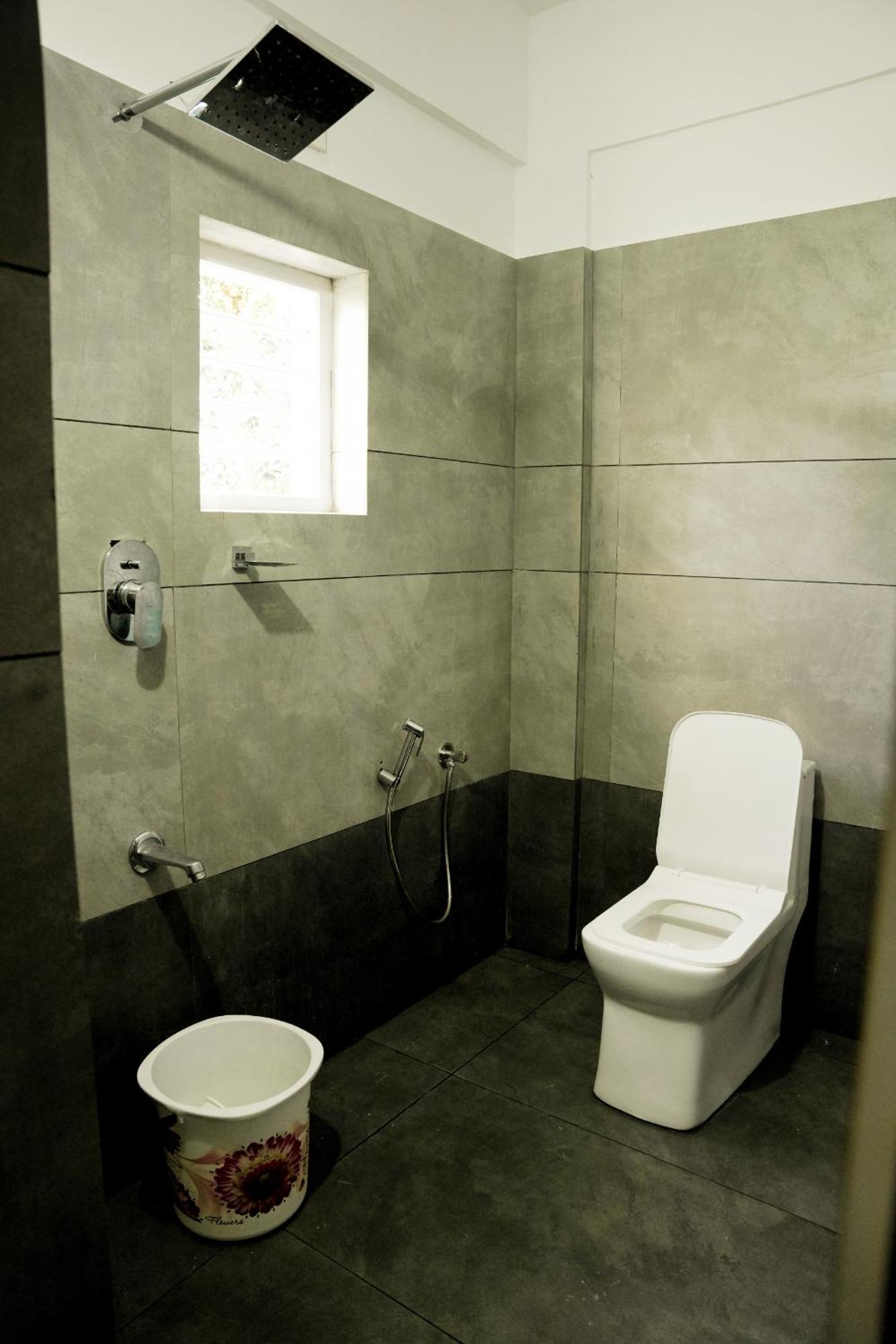 Hotel Jayalakshmi Residency à Vaduvanchal Extérieur photo