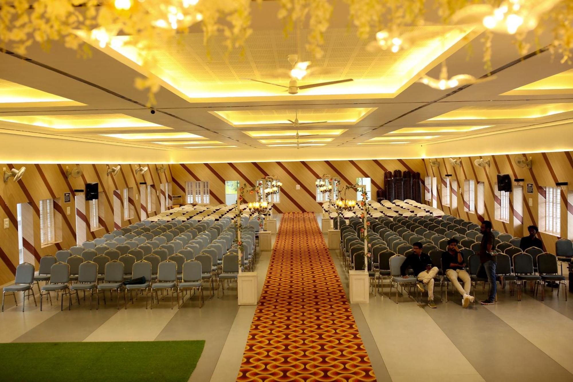 Hotel Jayalakshmi Residency à Vaduvanchal Extérieur photo
